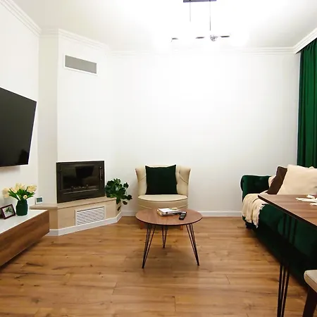 Casa De Sub Nuc
