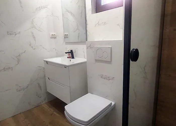 Casa De Sub Nuc Kluž